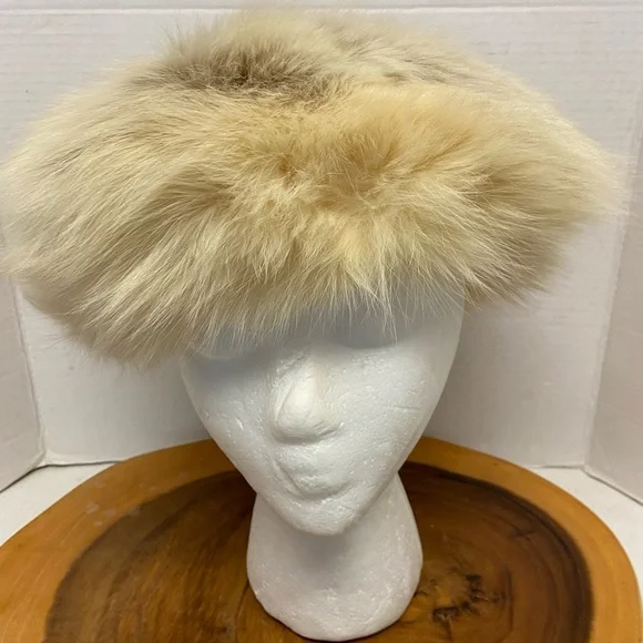 Vintage | Accessories | Unbranded Vintage Real Fur Hat  display picture 1
